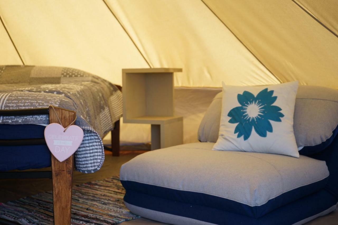 ホテル Saare Glamping Salme エクステリア 写真